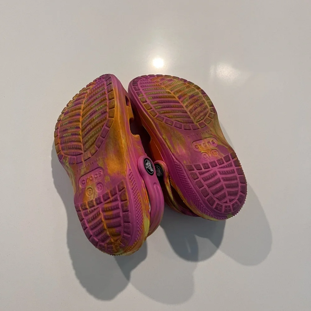 Crocs Classic Marbled Sandal Kids C10‎ Taffy Pink Yellow Sandals